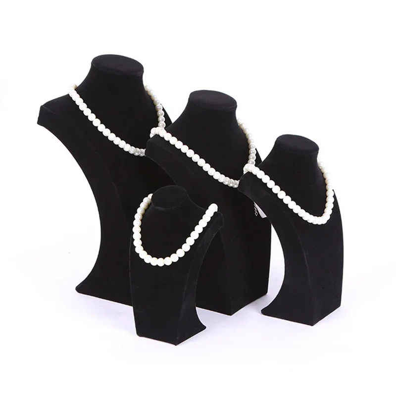 Velvet Portrait Necklace Displ - Body Jewelry Holder recension och pris