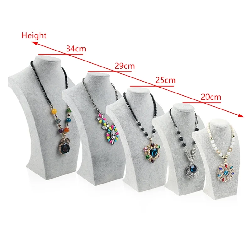 Velvet Portrait Necklace Displ - Body Jewelry Holder recension och pris