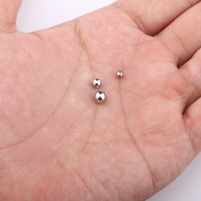 10Pc ASTM F-136 Titanium Capti - Body Jewelry Replacement Ball recension och pris